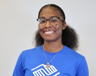 Headshot of Tia Kastner